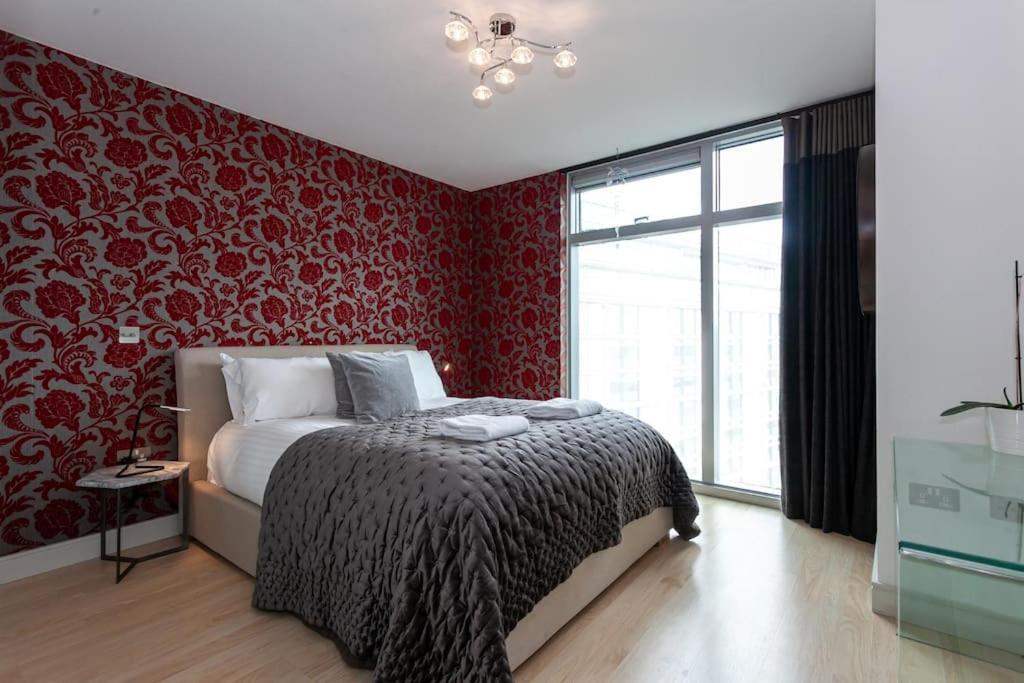 Iconic Luxury Manchester Apartment Bagian luar foto